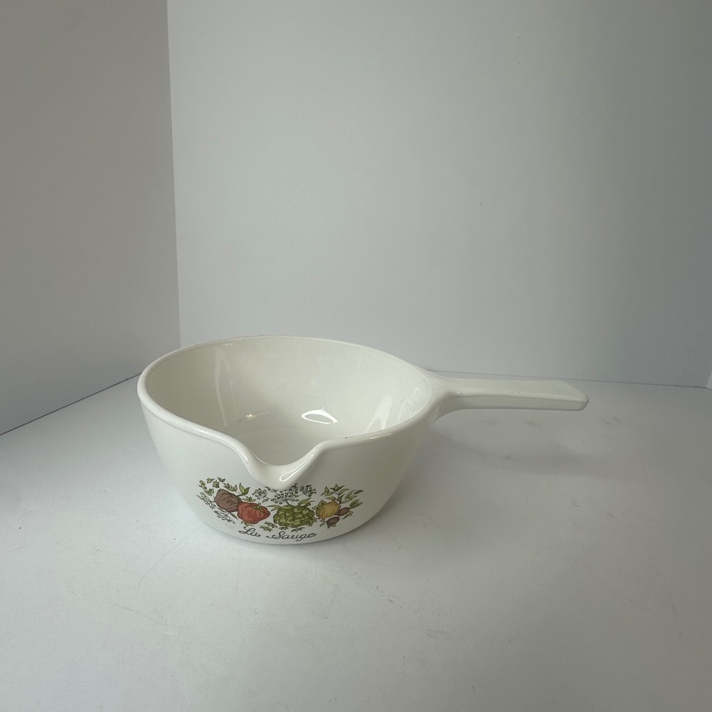 Corning Ware Spice of Life La Sauge 2.5 Cup Saucepan P-89-B with Pour Spout